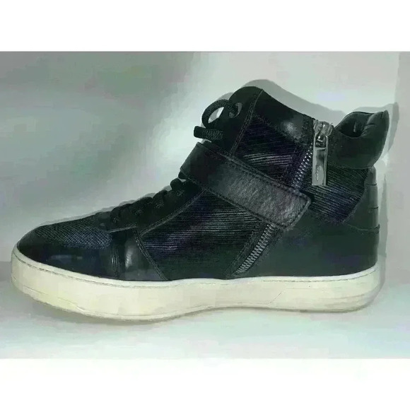 Salvatore Ferragamo Men\'s Black Leather High-Top Sneakers